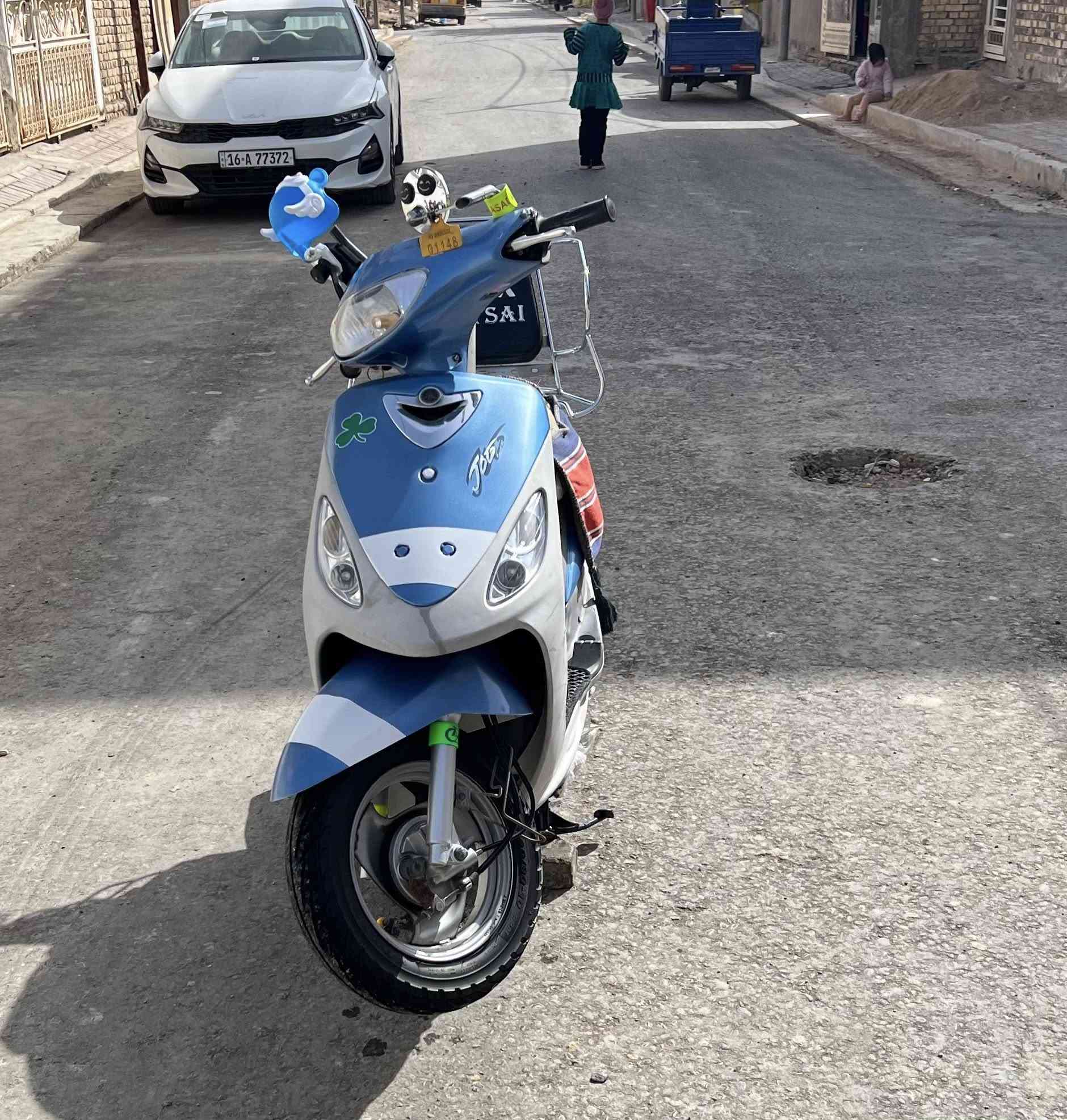 (وكاله عامه)اسلام عليكم ماكس منغولي لبيع فول نضافه وشلعه وملاح برغي مامفتوح بيه تجي وين مايعجبك تفحص صاله اقل سنه من طالعه من وكيل دراجه خير من الله  العنوان ديوانيه السعر خاص رقم***********
