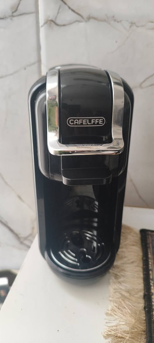 متوفر مستخدم مع كافة الملحقات
يعمل كبسولة دولجي ونسبرسو + مطحون + ESE 
ب55 مع التوصيل


**إذا كنت صاحب هذا الإعلان وتريد حذفه لأي سبب، رجاءا أرسل رسالة إلى الدعم الفني**