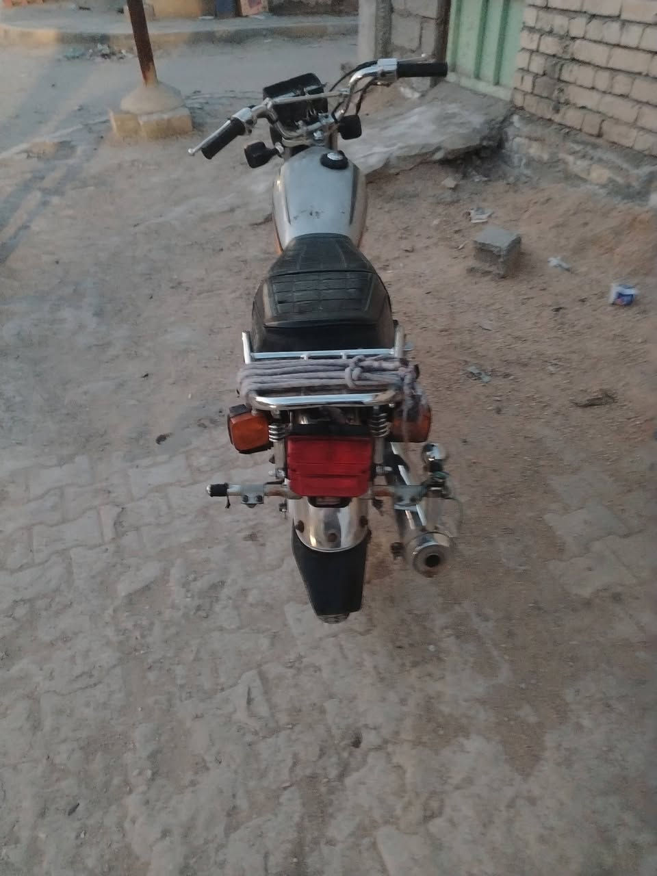 كلك كلك موديل ٢٤  نضيفه مستعجل ع بيعته ومكفوله ***********
