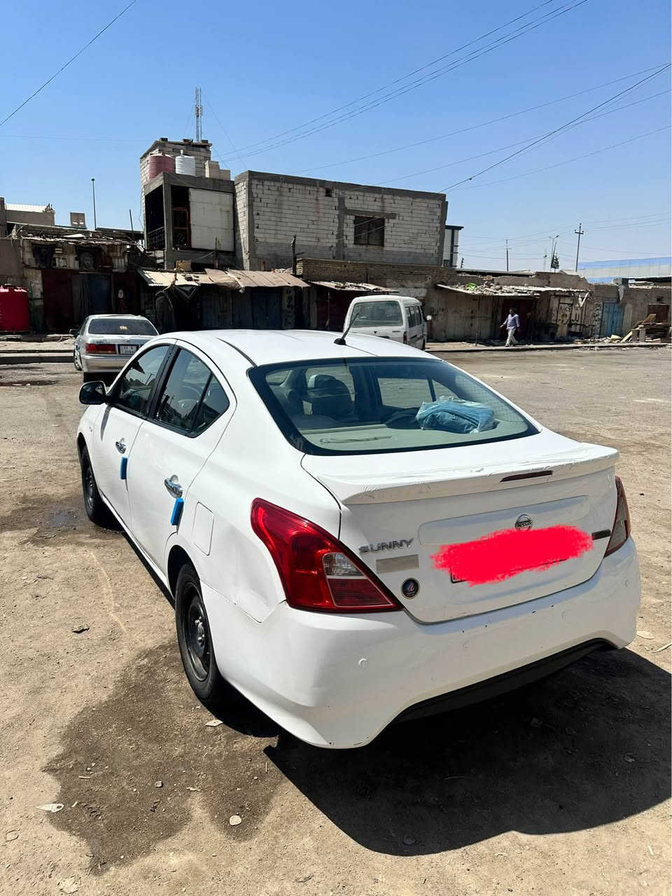 نيسان سني 2020 اربيل 
بيه 3 قطع صبغ والباقي شوف العين
السياره خير من الله كير مكينه تبريد ثلج مابيه نقص
السعر 85 ورقه وبيه مجال للشراي فقط
*********** ابو الخصيب, البصرة
