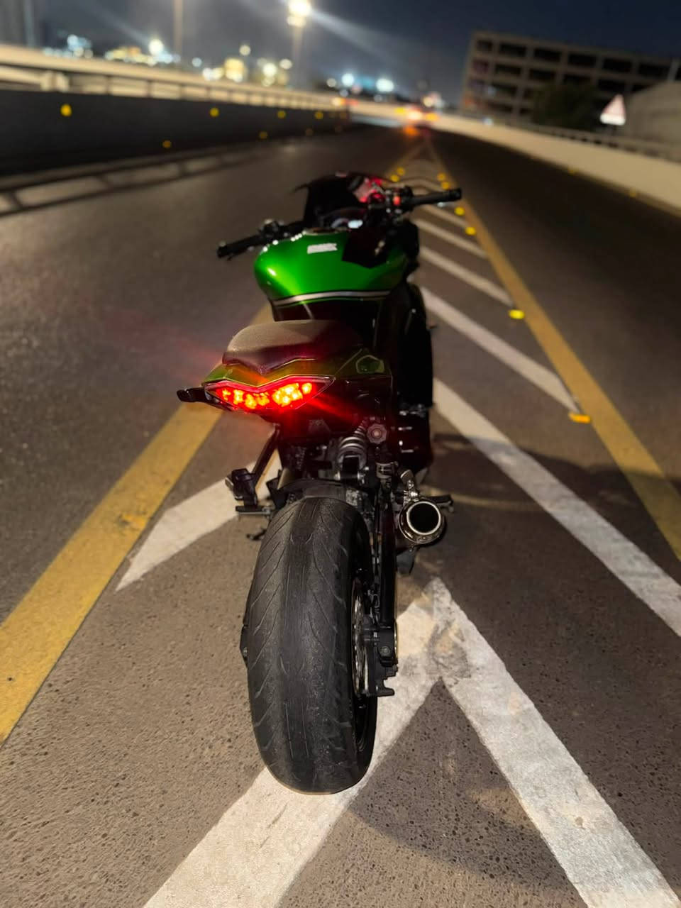سلام عليكم كاوزاكي z1000 sx2017 abc تراكشن ٣ مودات برمجه باك فاير سستم كامل تيتانيوم اكزوز نقصه كفر صفح وبيه طعجه بتانكي دراجه كفاله عامه كير محرك مكاني بغداد سعر ٣٠ بي مجال للشراي ***********
