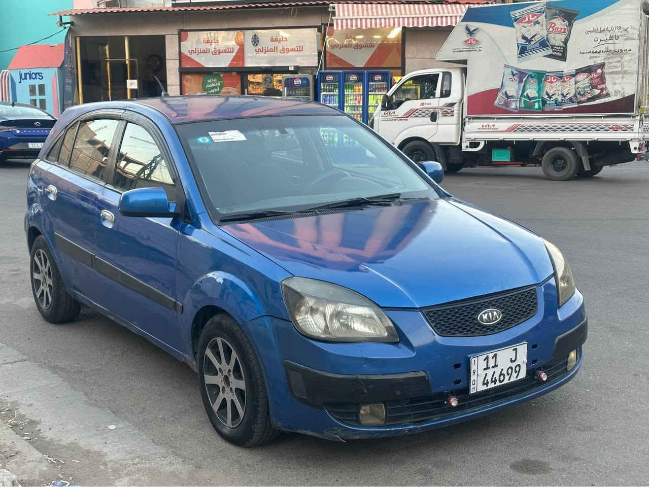 مساء الخير احبتي 
كيا ريو 2008مكينه المرغوبه 1600
سياره جاهزه من كلشي صبغ 3قطع بدون دواخل 
تخم تاير جديد صدر امامي خلفي جديد جاهزه رقم بغداد مميز سنويه باسمي تحويل مباشر السعر61ورقه المكان المنصور *********** بغداد, العراق
