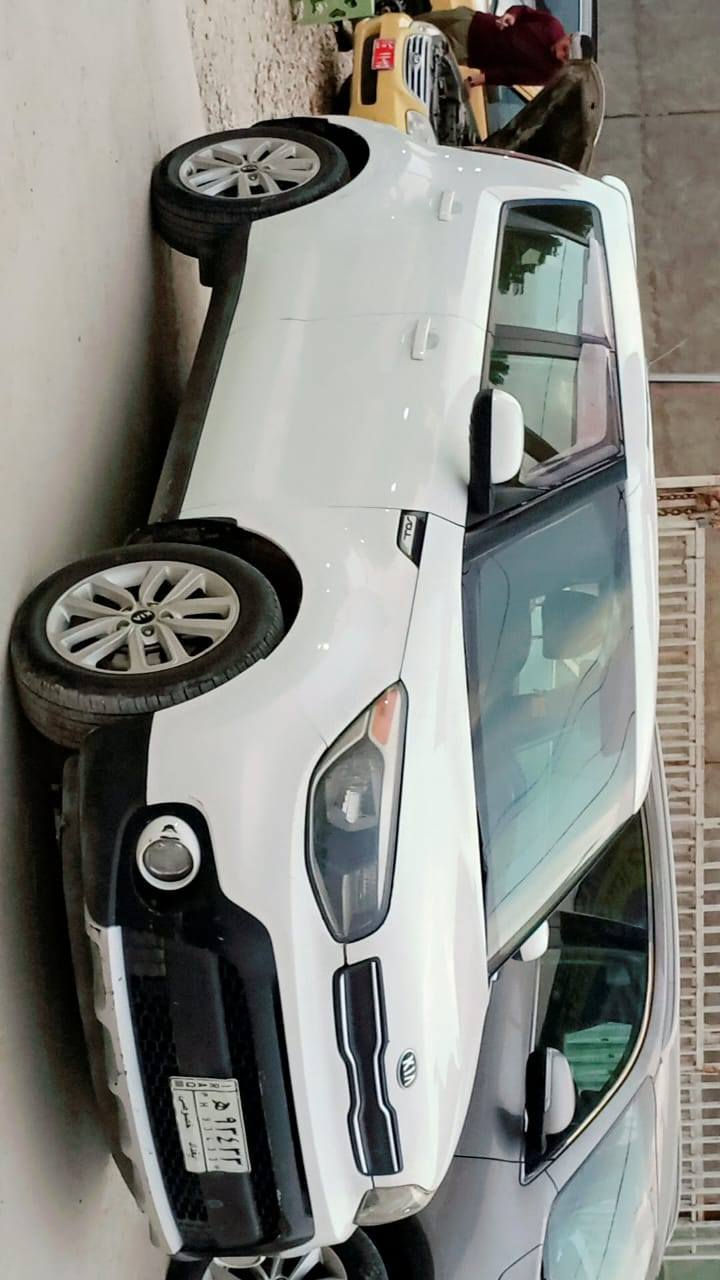 صول موديل ١٧ وارد امريكي مكينه ٢٠٠٠ حادث جاملغ وبنيد سياره جاهزه من كلشي مكينه وكير وحداديه وتبريد تخم تاير مكانها حله بابل 
معرض الخفاجي لتجاره السيارات الحديثه 
للستفسار ***********
ترهم بمقدمه ٧٥ ورقه والباقي اقساط
