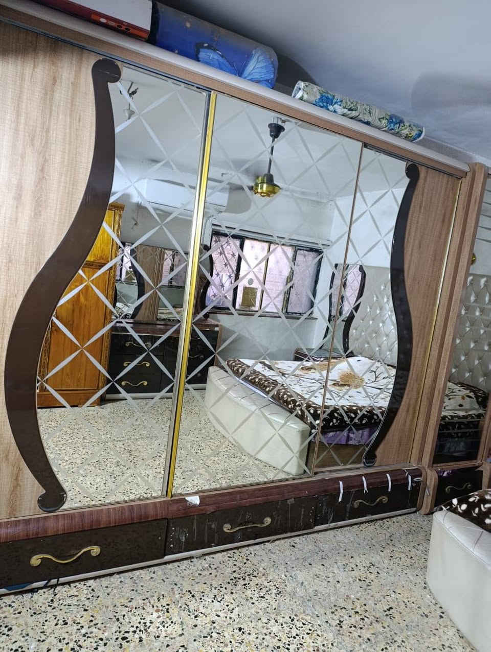 السلام عليكم .....
غرفة نوم للبيع 11 قطعه بسعر مناسب ............ ***********
