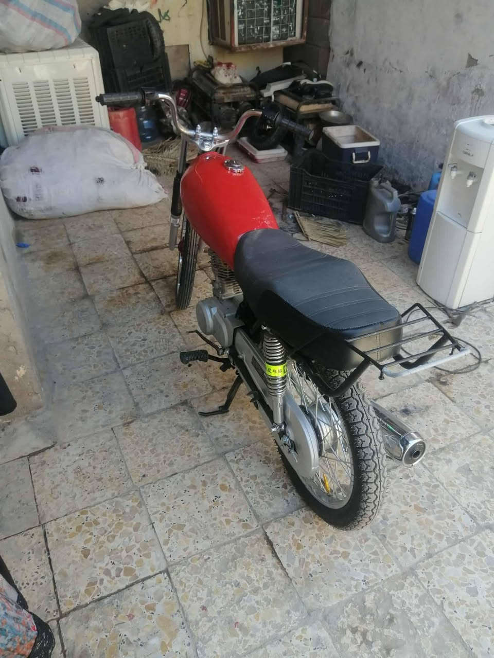 سلام عليكم دراجه للبيع تعمير غراض كله جديد بس المحرك مستعمل دراجه نضيفه تجي وشوف لا تبخير ولا تنقيص سعر 450 وبيه مجال شراي مكاني حي الوحده
شراي ***********
