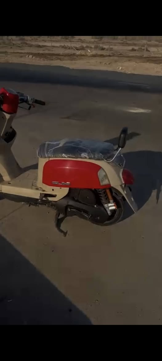 سلام عليكم خوان دراجه بوليس للبيع نضافه فول شوفت عينك مفتوح ولفات فقط شلعه ومعدل سعره ٥٥٠ وبي مجال الشراي المكان الناصريه الغراف الاتصال على الرقم ‏‪***********‬‏
