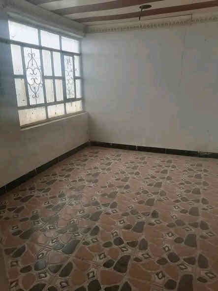 السلام عليكم
بيت طابو صرف للبيع مساحته 125 متر طابق واحد يتكون من غرفة النوم ومطبخ واستقبال وهول ومجمع صحيات داخل وخارج كراج كبير السعر 60 
العنوان البيت حله ابوغرق حي جواد تفاصيل أكثر
رقم صاحب العقار ***********
