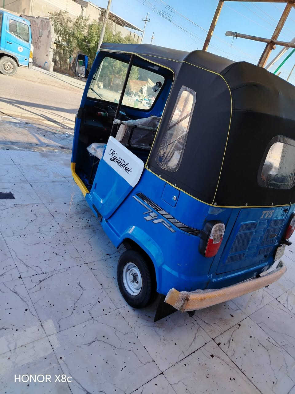 سلام عليكم تكتك تي فيس. مديل22 محرك كفاله ما مفتوح.  والبدي شوف العين. نضيف. سعر 7//750وبيه مجال رجان شرايه بياع لا تراسل. عنوان البصره.  *********** واتساب وسيم كارت متوفر
