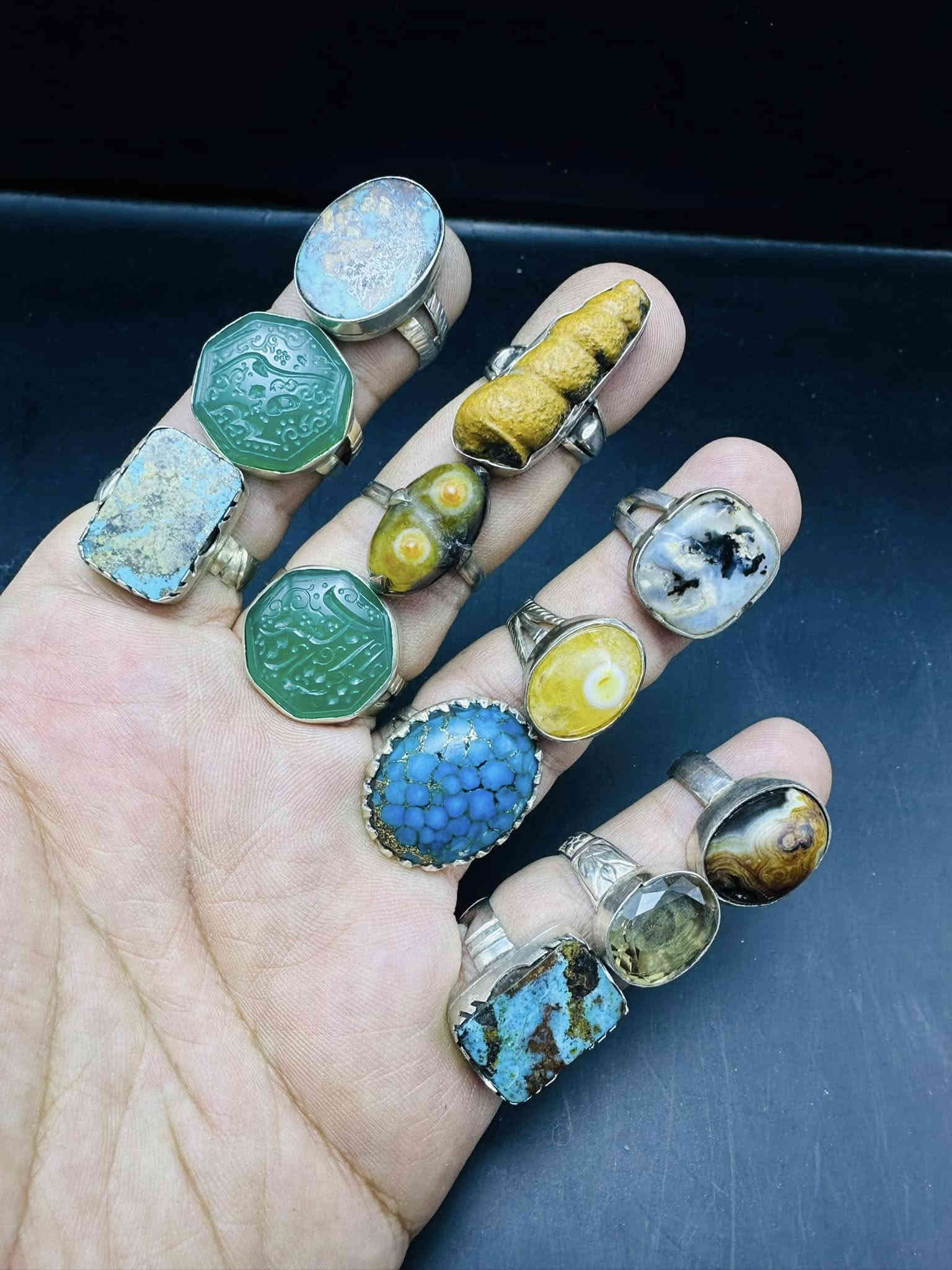 خواتم فضه احجار طبيعيه فضه 925
شرط يوصلك نفس الصوره و جودة احلى 🔥
للاستفسار والطلب مراسله الصفحة او واتساب 
***********🔥
يوجد توصيل لجميع المحافظات/العنوان ناصريه الشطرة
الخان فضيات حسين 💥
