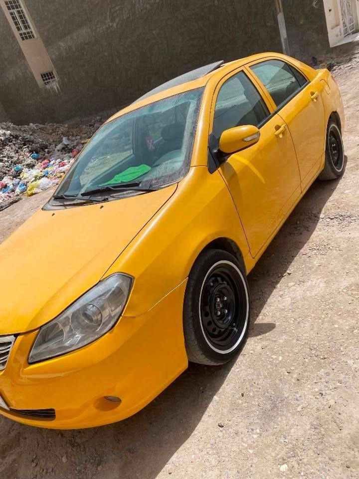 السلام وعليكم
BYD 2013
السياره جديده شغل وطلع كير مكينه جديد
السعر 48 و بيه مجال 
مكان السياره بغداد الغزاليه الهياكل
للتواصل ***********
