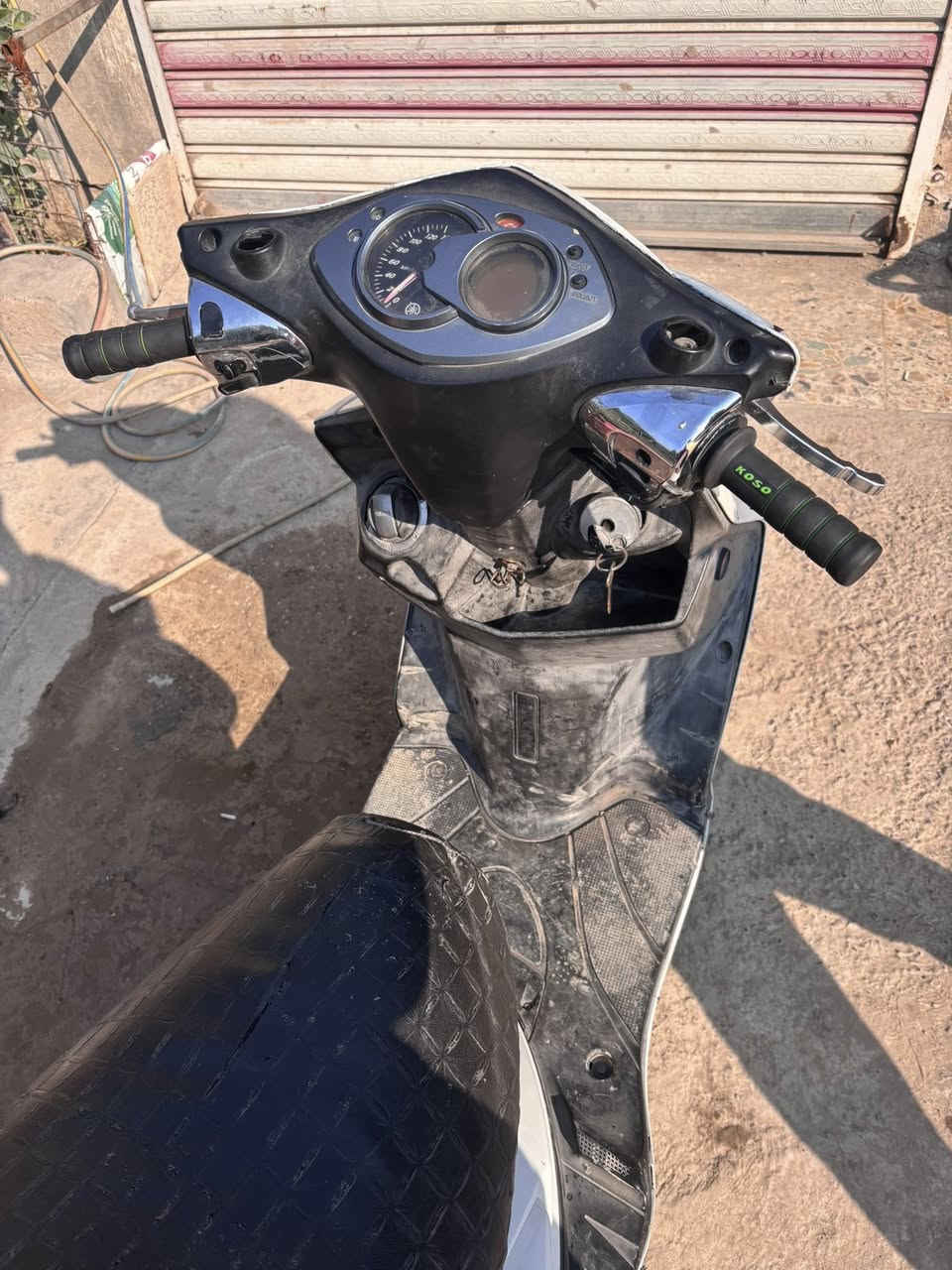 سلام عليكم للبيع دراجه سكنس فحل ياباني  خطين مكينه بلاديه ما مفتوحه شغاله نكره سلف كفراته مثل ما موضح بصوره السعر ٦٥٠ وبيه مجال مستعجل على بيعته مكاني الدوره الشراي يتصل ***********
