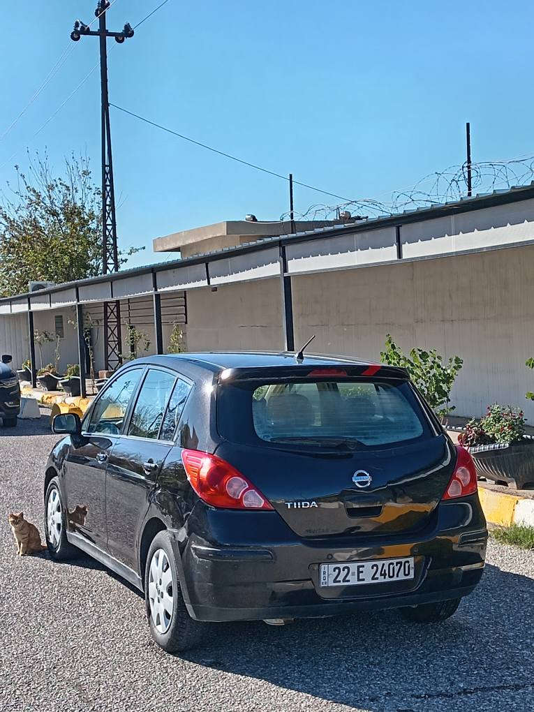 نیسان تیدە 
2011
مەکینە گەورەیە ناو زەردە چوار جام کارەبا
ڕەقەمی تازەیە سەنەوی تازە بەسە چوە 
دوو بستی سەر بۆنیتی بۆیاخە بێ ناو گرتن 
نرخی خوار بازاڕ 80وەرەقە قفڵ
بەناو کردن بڕانەوە بەشەرت 
بۆ زانیاری زیاتر (***********_‌***********)
یان وەرە ماسنجەر أربيل, العراق
