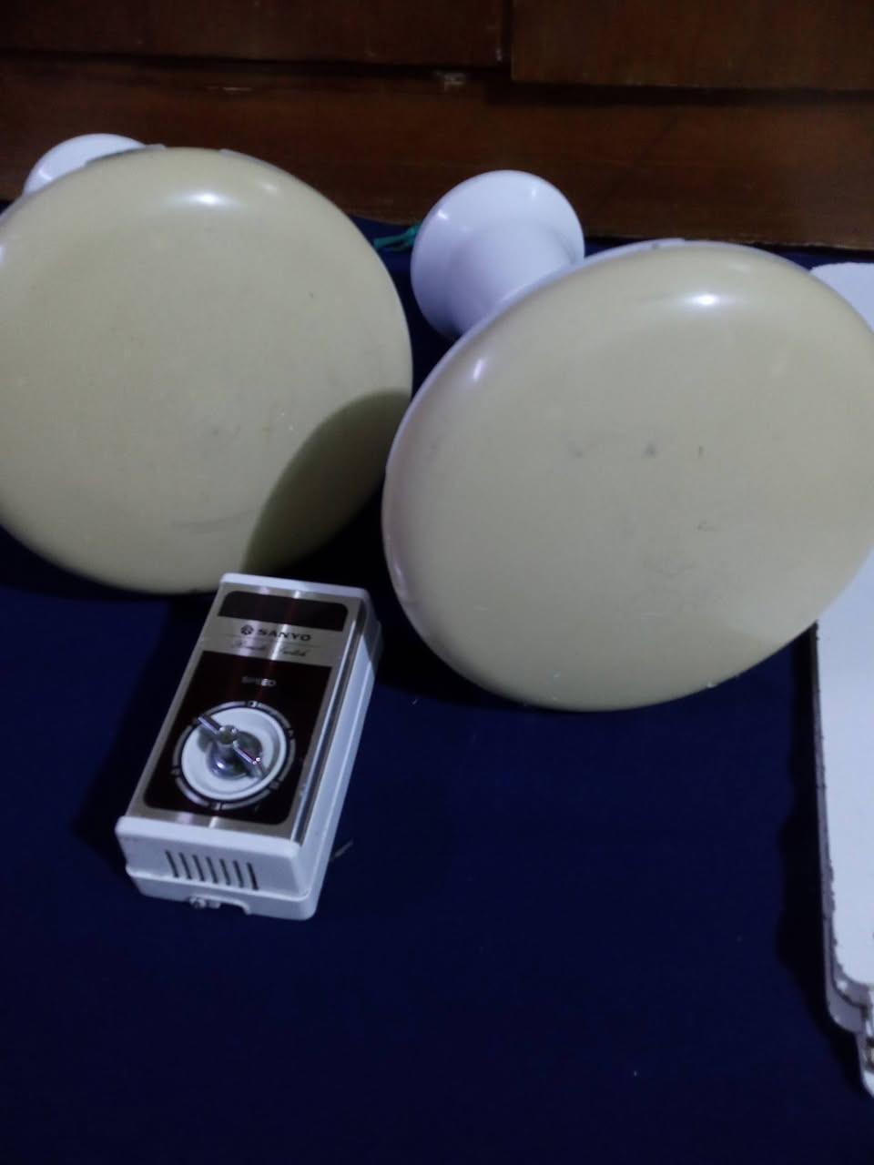 مراوح سانيو ياباني قديم نظاف جدا شغالات للبيع القطعتين 100 الف


**إذا كنت صاحب هذا الإعلان وتريد حذفه لأي سبب، رجاءا أرسل رسالة إلى الدعم الفني**