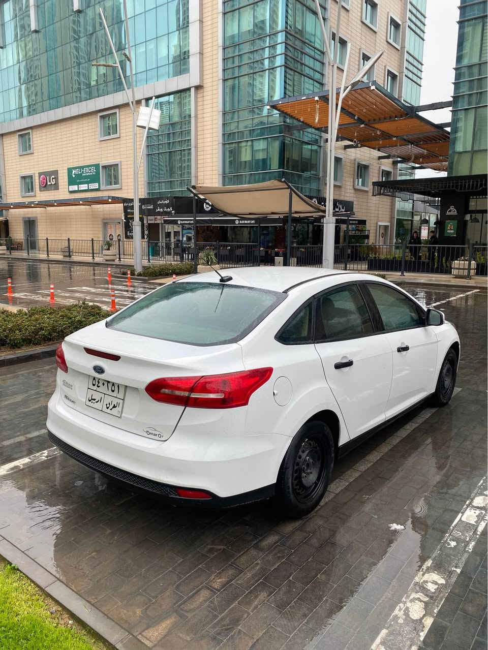 فۆرد فۆکس 2017 مواسفات (S) چوار پستن مەرخوب سەیارەکە پشت و پێشی کەپسە بە شەرت سەفحەی سەیاق سبوخە چامرخی پێشەوە دەرکەی پێشەوە دەرکەی پشتەوە بە بیلاد گۆرایە نەفسی کۆد ئەمن بە سبوخ دەفرۆشم لەگەر بستەک چامرخی پشتەوە ناو دەرکەی هەیتی سەیارەکە زۆر جوان و بێ قەپ و قۆپ و شوختە سەیارەکە هیچ مەسروفەکم تێدا نەهێشتییە گێرو مەکینەی بە شەرتە بەناوکردن بە شەرتە 4.5 چوار وەرەقەو نیو خرامەی لەسەرە پاش مەعامەلە وەری دەگریەوە 

74 وەرەقەو مەجالەکی کەم

وەتسئاپ ڤایبەر کۆرەك: *********** 

فورد فوکس 2017 مواسفات (S)  أربعە سلندر مرخوب سیارە کدام ورأ کبس بشرت مابی سفحە سیاق مصبوغ هو ثلاث قطعه مصبوغ بس أني أبيع أربعه قطعه شويه ب دوسه دواخل بي سيره نظيفه مابي شخوت مابي تعدیل مابي مسروف محرك گير ب شرت سياره بي 4.5 غرامه بي أربعه ونص وەرەق غرامه بي ستحصل عليه بعد الصفقه

74 وەرەق شویە بی مجال أربيل, العراق
