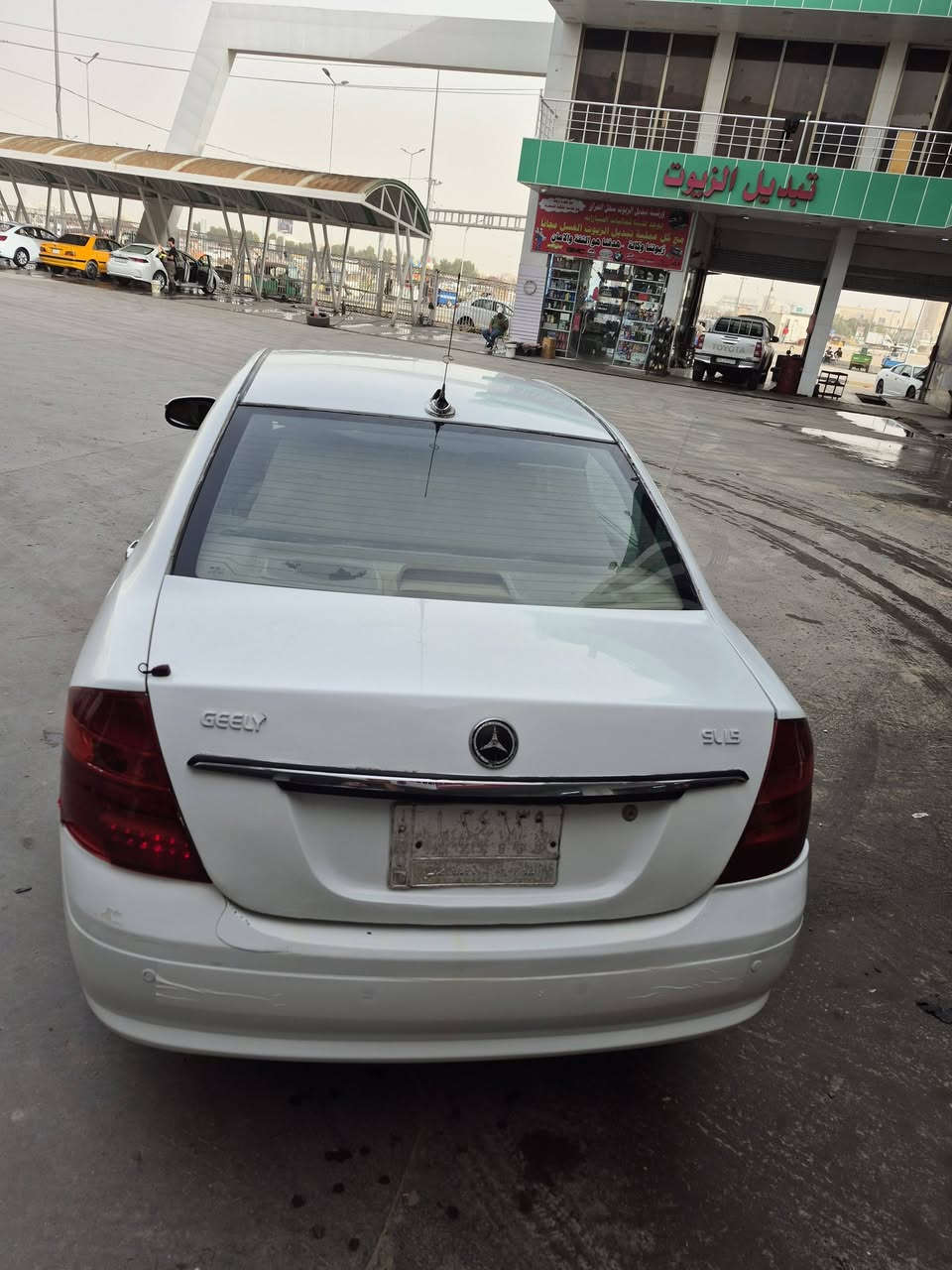 السلام عليكم جيلي موبل 2013 سيارة كفالة فقط تلكيط خياسات مكينه وكير وكهربائيات وحداده كلة مكفول مكفولة من ضربة وتبديل دواخل جدد شاشه وبرده خلفية بلاد تخم تاير سياره جاهزه وجديده سعره قفل 40 مكاني بلبصرة بلقبلة ***********
