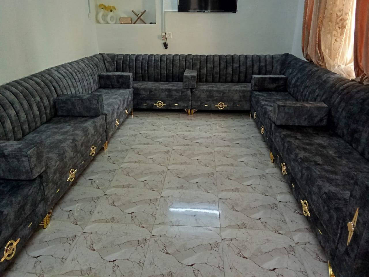 السلام عليكم معمل تخومة ودواوين المتر ب٩٠الف هو وطبلات وكوشات كلو شغل بلوك 18
مكاني هيت شارع مركز الشباب للاتصال ع الرقم ***********
