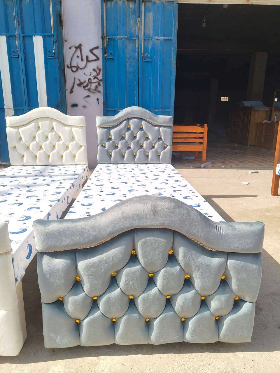 جديدنا اليوم 🩶⚡ 
تخوت دوشمة مودرن متعددة الفصالات
الألوان والقياسات حسب رغبة الزبون

معرض الأمير للاثاث المنزلي 

ومتوفر حسب الطلب كل الموديلات الجديدة

📍 الموقع بالقرب من مفرق الشورة الشارع العام

معرض الأمير للاثاث المنزلي 

🔺 ومتوفر البيع بلنقد 
🔺 ومتوفر بالتقسيط 

  ارسال رسالة الى الصفحه 📥 🤳🏻
او الاتصال على رقم الهاتف

***********‬‏
‏‪
هو المراسلة على الواتساب 

لسنا الوحيدين ولكننا الأفضل
