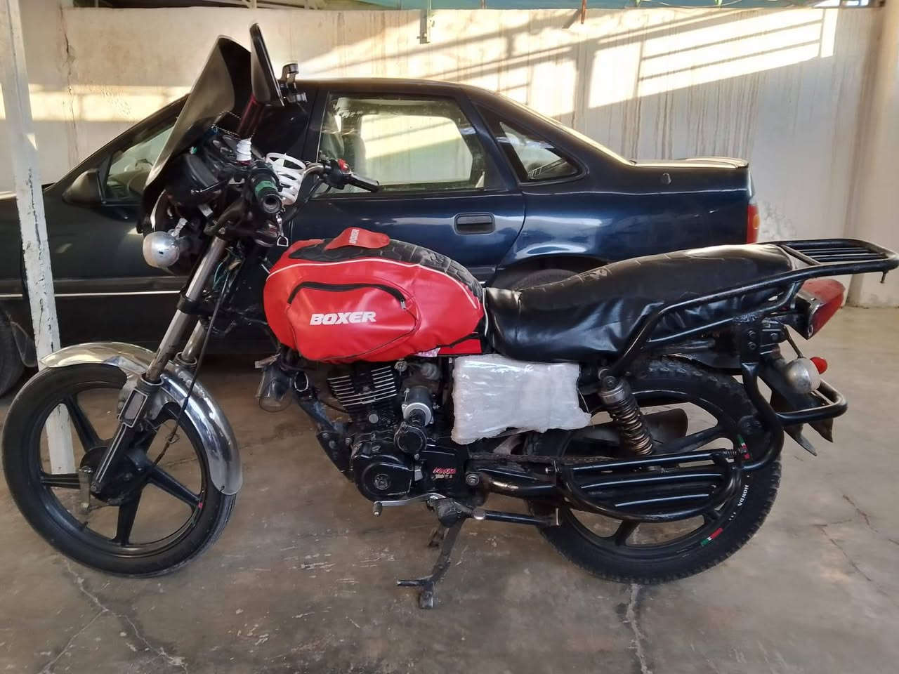 سلام عليكم 
للبيع دراجه دايون اقرء المنشور زين اخي الكريم 
دراجه نكره سلف شغال كهربائيات كلها شغال لايت شغال بك لايت شغال اشاير شغال هورن انبثري كلها شغال تاير خلفي تاير امامي جديد للبيع او مراوس حسب القناعه مكاني كركوك هذا رقمي ***********
