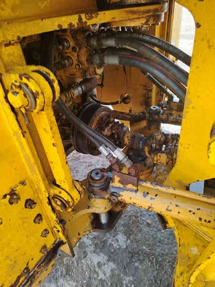 شفل كاوسكي  حجم 60 مكينه ازوزه 102 مكفول من كير مكينه اكسنات تركم مضخه كله ع البلاد رقم الاماني بأسمي مكان نجف السعر 190 وبي مجال ***********
