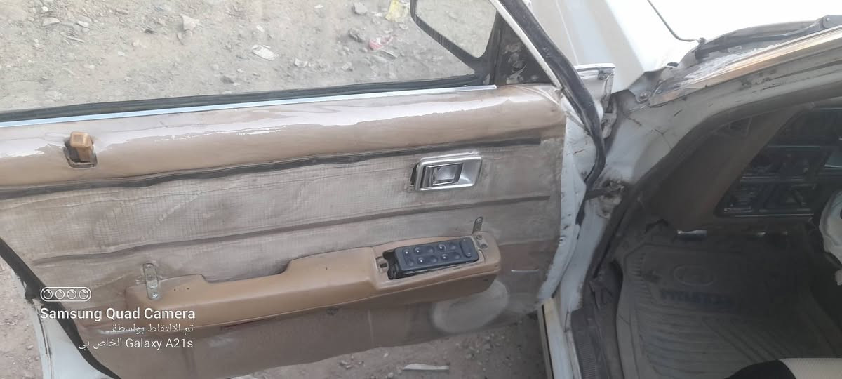 من رخصه الادمن سوبر 82مكينه ابلادي كير عادي بيهه خيط تبخير مصبوغه احزام وكدام عينك الصور  عنواني الحريه مقابل العاب هاشم الفنجان الدولعي زراعي البوعامر  *********** السعر 35
