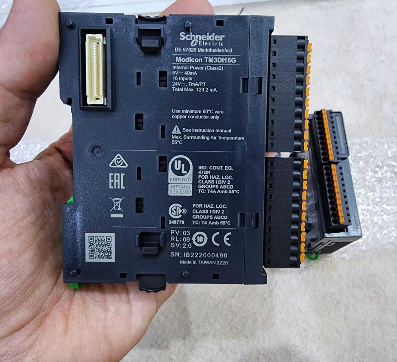 قطعة الكترونية كما في الصور / ماركة شنايدر صنع تايوان


**إذا كنت صاحب هذا الإعلان وتريد حذفه لأي سبب، رجاءا أرسل رسالة إلى الدعم الفني**