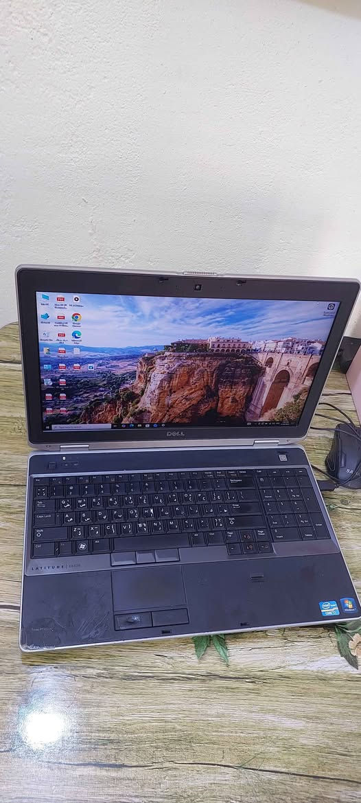 لابتوب Dell للبيع (يوجد توصيل لكل العراق مجاني)

                                     كارت شاشة داخلي - Nivdia 
HHD : 1 T 
RAM : 4 GB
CPU : I7 3500
*********** عمارة, ميسان
