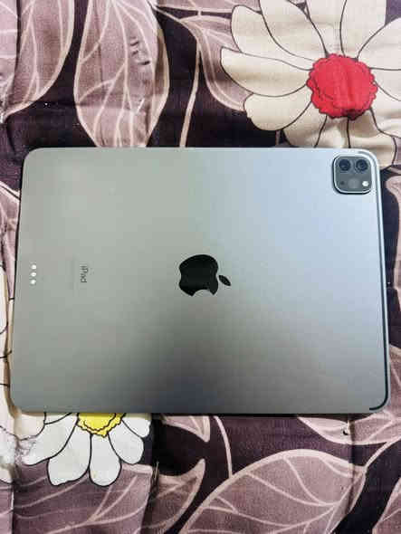 سلام عليكم ايباد 11برو 2021
ذاكره 128
معالج m1
120 فريم 
بعده عله وضع الشركه لاطاب تصليح ولا مبدل بي شي نضافه 100‎%‎
السعر500
للتواصل *********** بي واتساب 
مكاني المشتل 

متوفر توصيل داخل بغداد
