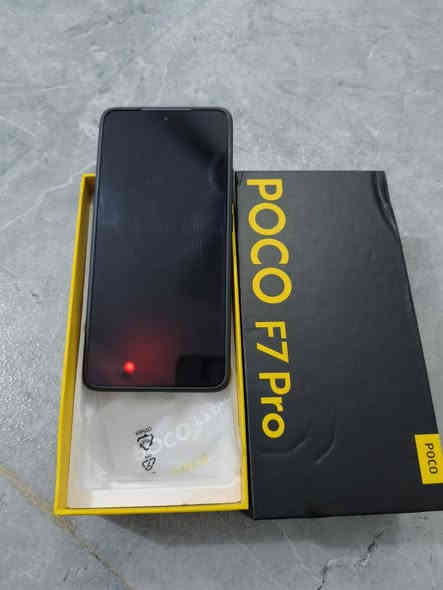 جهاز بوكو f7برو مستخدم قليل نضافه 100 ذاكره 512 الرام 12 معالج سنابدراكون gen3  بوبجي 120 فريم بطاريه 6000 شحن 90 واط مقاوم للماء والغبار صوت ستريو كامل ملحقات السعر 500 المكان ناصريه حبوبي قرب الوطني *********** ناصرية
