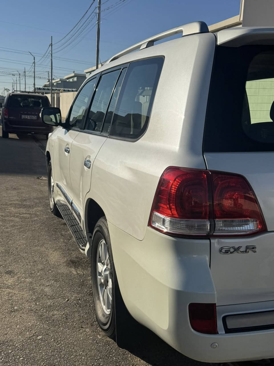 سلام عليكم

لاندكروز 2011 

رقم بغداد باسمي

6سلندر حجم مكينه 4000

ماشيه 298 الف 

فول مواصفات

مكاني نجف 

مكفوله من الضربه والصبغ والتبديل فقط بارد مكانين كلش قليل وشخط بالباب الخلفي 

كيرمكينه خير مكفول
 
***********
