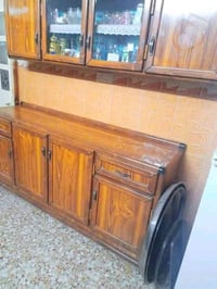 من رخصة ألادمن كاونتر مستعمل نظيف المنيوم درجه اولى.. يحتاج رتوش فقط.....