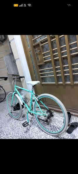 السلام عليكم بايسكل c700 حجم 24 گير وعگرب السعر 50 وبي مجال بغداد المشتل رقم الهاتف ***********
