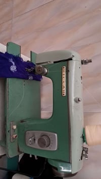 ماكينة خياطة • بغداد • فيديو