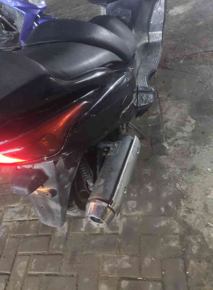 السلام عليكم فورزا 08 عميه بلاد 
مكينه مملعوب بيها نعومه فول مكينه خرسه
شلعه ومعدل حلوه بيها تلحيضات قليله بالكشر
عنوان بغداد حي اور السعر 625 وبيها مجال قليل 
***********
