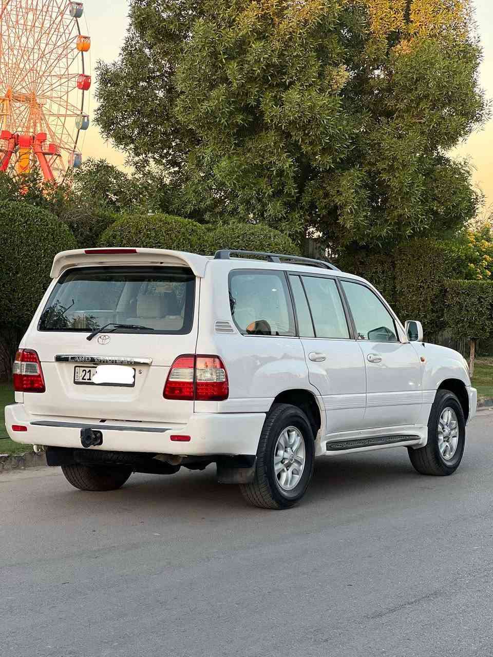 لاندكروز موديل ٢٠٠٥ فول مواصفات ٦ سلندر حجم محرك ٤٥٠٠  داخل بيجي سلايت روف ٣ قطع تبريد ثلاجه بالجكمجه صاجات فور ويل ودفلوك وقفل اكسلات حساسات خلفيه ديل تانكي ودبل فيت بمب بوصله بالمرايه الوسطيه بلاديه كير مكينه صدر تبريد كهربائيات كلها شغاله سعر  ١٣٨ ورقه الاتصال  ***********  بغداد حي الجامعة
