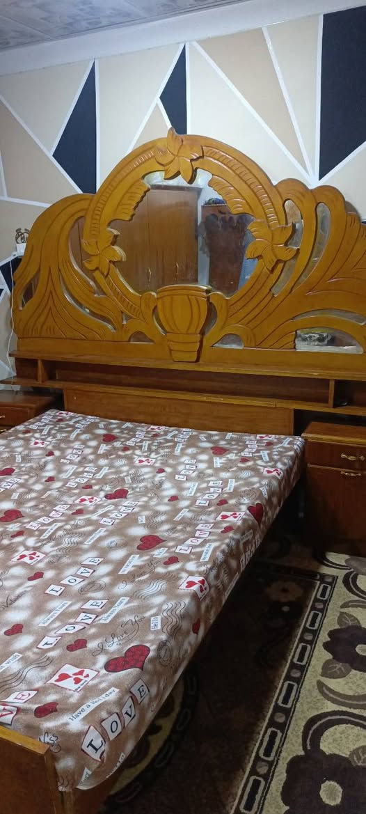 السلام عليكم / خشاب للبيع جديد كما موضح في الصوره الاخشاب صاج لاصلي لاولي السعر اتصل على الرقم ***********
