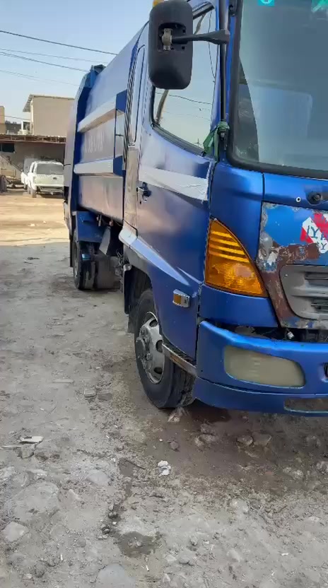 سلام عليكم كابسه شيطان للبيع م  2013
مكينه كمنز 102جديده كبسه 8 ونص 
رقم انكليزي تحويل ثاني يوم هزة جديده 
سياره نضيفه وخير من الله جاهزة وكبل للشارع السعر 170 وبيها مجال مكاني بغداد  حي اور 
السيارة بسمي
الاستفسار اتصل ***********
ملاحظة السيارة شغالة بشعب شارع الصحة
