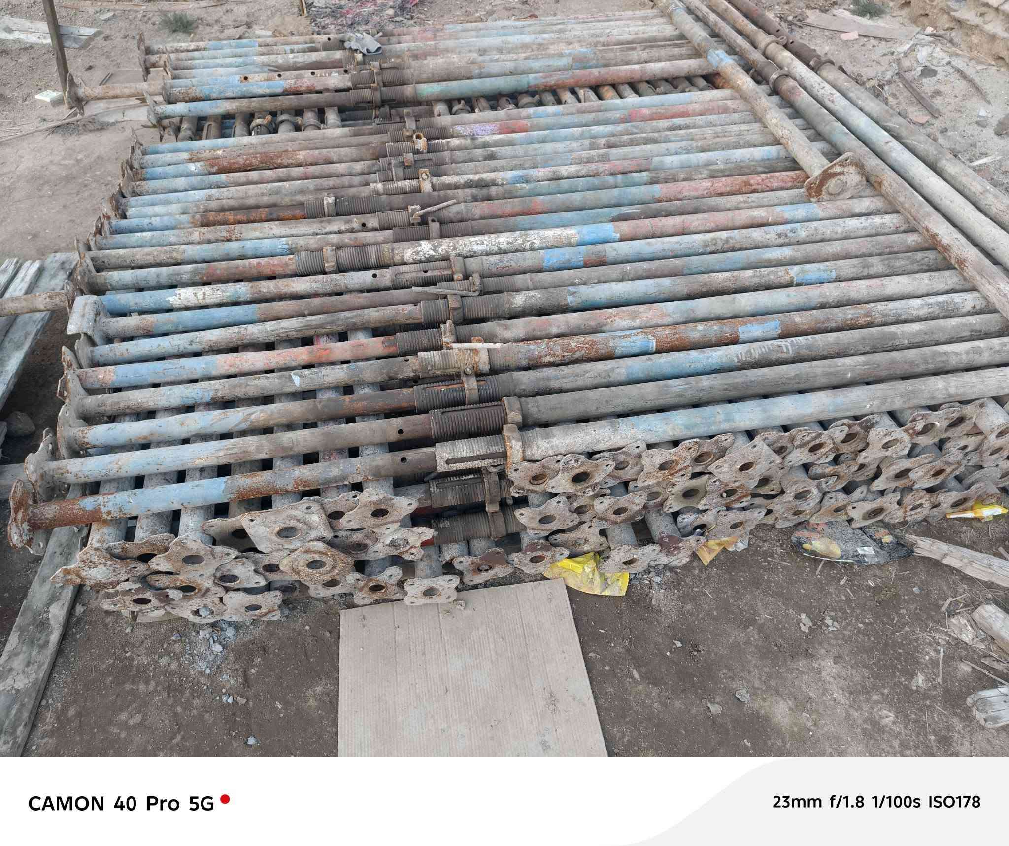 أعادت النشر بسبب الوعود الكاذبه جكات عجمان لاصلي القديم للبيع جكات نضيفات عدد ١٥٠ مكان ناصريه رقم الموبايل***********
