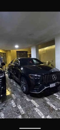 مارسيدس بنز GLE 53 للبيع او مرارس 2024 امريكي حادثها دعاميه اماميه فقط...
