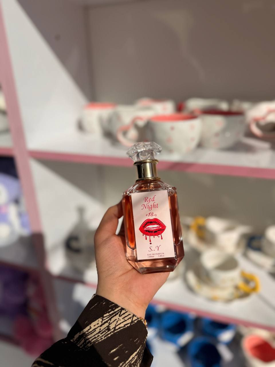 عطور تفوح أناقة ✨
ثبات يدوم ولمسة تخلي حضورك ما يُنسى 💫
روائح متنوعة بين الناعم، الفخم والجذاب
🎁 مناسبة للاستخدام اليومي والهدايا
جودة مرتبة وأسعار حلوة
والكمية محدودة 🔥
📩 للحجز والاستفسار راسلينا خاص


**إذا كنت صاحب هذا الإعلان وتريد حذفه لأي سبب، رجاءا أرسل رسالة إلى الدعم الفني**