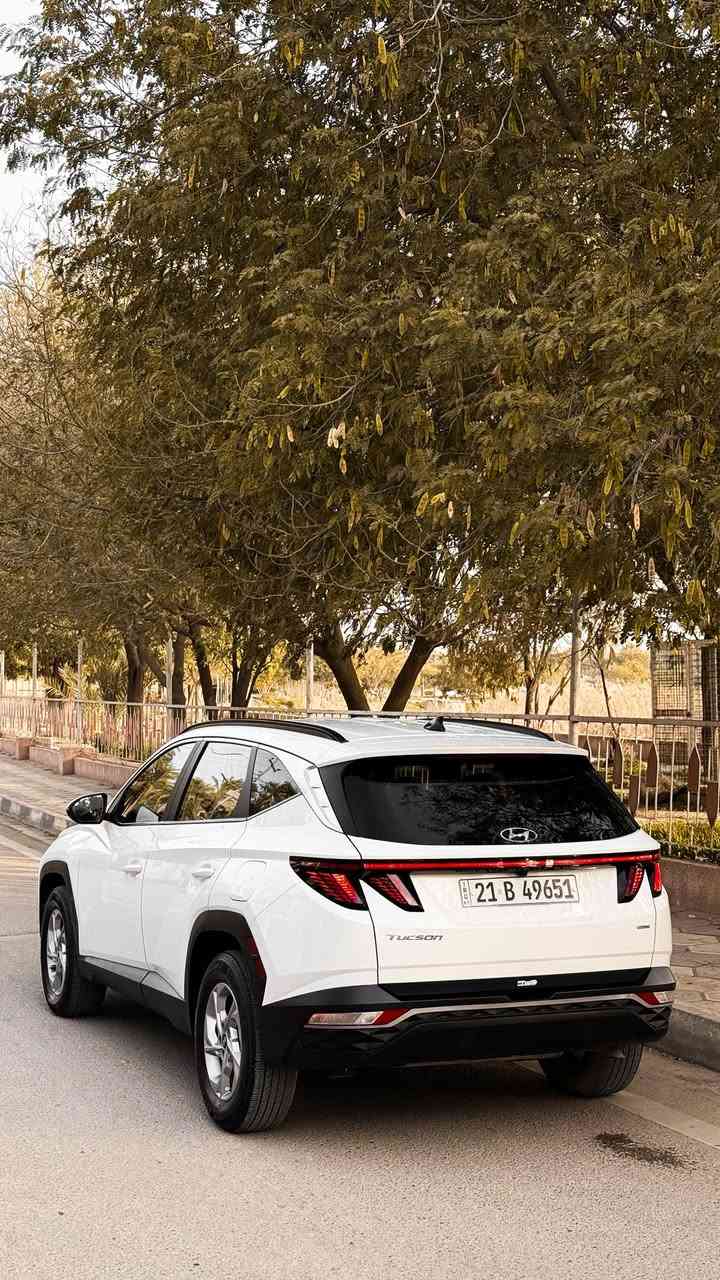 السلام عليكم
توسان 2023 وارد امريكي 
اللون ابيض
مواصفات  فول بلا فتحه
مكينة 2500 
بصمة وتشغيل عن بعد
كشنات جلد
تدفئة كشنات 
تبريد قطعتين
كشن كهرباء 
رادار امامي تحديد مسار 
قياده اليه
رادار جانبي نقطة عمياء 
جنطة كهرباء 
شاحن موبايل ذكي
ضررها ربع البونيد صبغ فقط والجاملغ بالضرر مفتوح وشادي نفسه يعني بس ربع البونيد صبغ فقط
السعر 198 وبي مجال
 ***********
العنوان ديالى خانقين
