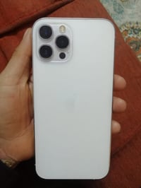 آيفون 12 برو ماكس • مبادلة • فرق