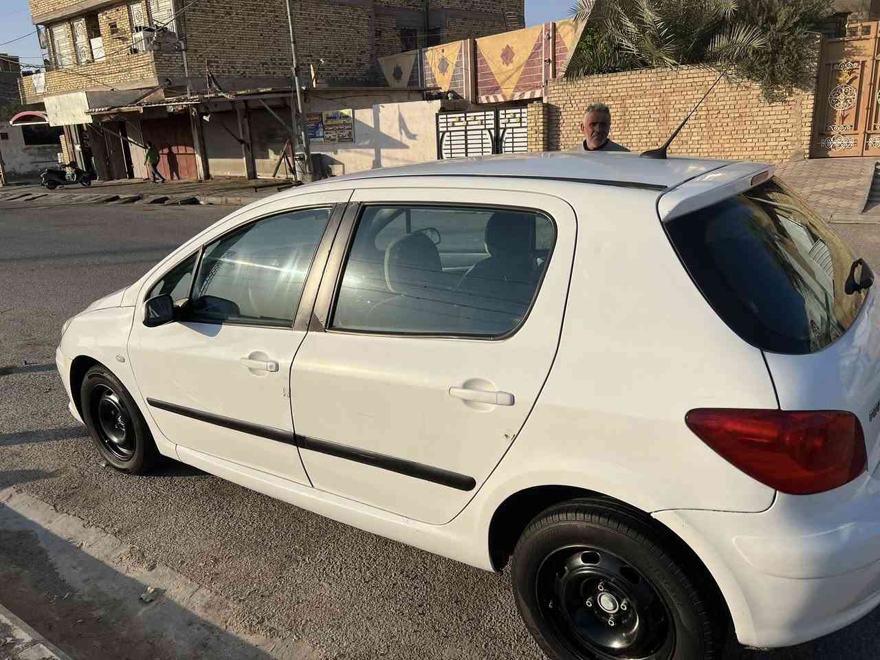 سلام عليكم ورحمة الله وبركاته بيجو 2006رقم بغداد بسمي تحويل مباشر سياره جاهزه من كولشي 
السعر 58 $ بيه مجال للشراي 
ستفسار اكثر ***********
العنوان كوت مركز المدينه
