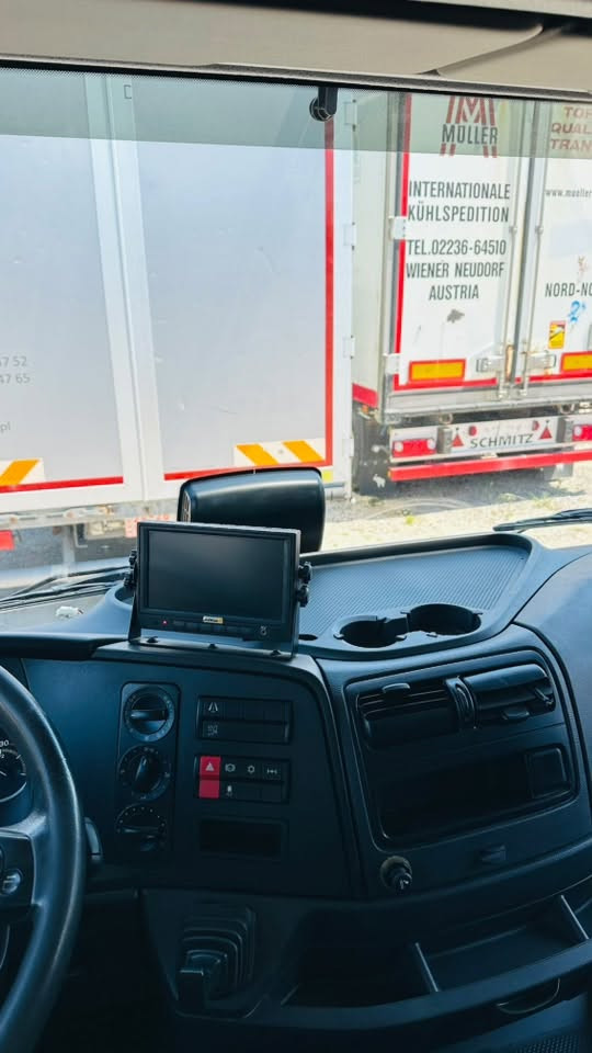 Atego 1224
مؤديل 2018
ماشي 375.000KM
8نمرة گير ئتؤماتيك 
فول مواصفات 
كةفالة عامة 
***********
