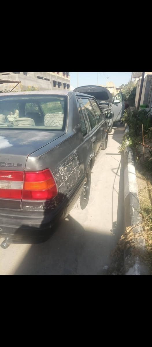 فالفو 940 رقم بصره 

سياره مكفوله من الصبغ العام والضربه القويه جاهزه بدون نقص تبريد ثلج تخم تاير جديد دواخل نضيفه 
لل استفسار ***********

مكان سياره الناصريه حي الفداء السعر 28 وبيها مجال
