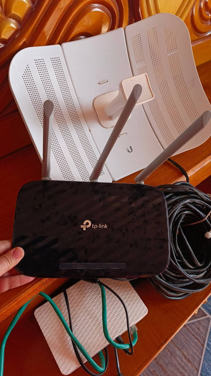 جهاز انترنت كامل نانو راوتر يوبي اس واير مستخدم شهرين فقط جديد للبيع مكان كاطون الرازي سعر 150 وبي مجال الشراي خاص


**إذا كنت صاحب هذا الإعلان وتريد حذفه لأي سبب، رجاءا أرسل رسالة إلى الدعم الفني**