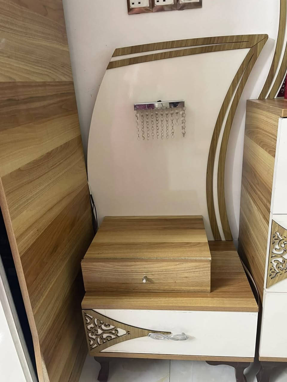 غرفه مستعمله للبيع السريع سعرها 200 قفل للاستفسار ***********
