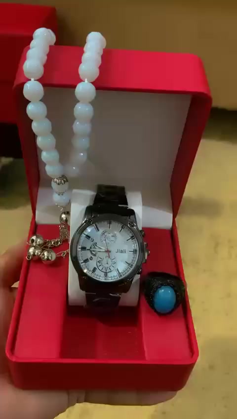 ساعات رجالي  و نسائي  كميه  قليله الي يريد خلي حجز من هسه عل عيد  قبل انفاذ الكميه يوجد خدمت توصيل تكريت القادسيه واطرفها  الحجز عل الخاص


**إذا كنت صاحب هذا الإعلان وتريد حذفه لأي سبب، رجاءا أرسل رسالة إلى الدعم الفني**