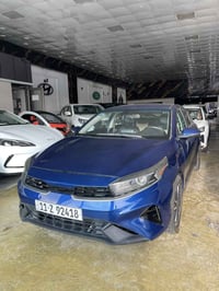 للبيع فقط كيا فورتي 2023 وارد أمريكي بيهة صبغ جاملغ أو بنيد مكينة 2000...