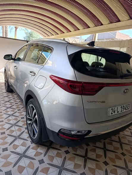 كيا سبورتج 2020 خليجي بدون صبغ  فول الفول السعر 212
ماشية 45 ك السيارة جديدة بأسمي
شحن واير ليس جنطة كهرباء داخل جلد جملي لد امامي خلفي كراسي كهرباء شاشة بلادي ابل كار بلي 
***********
