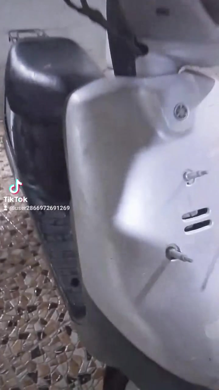 السلام عليكم دراجه للبيع 225 وبيها مجال اقفل لك اياها كفاله عامه يحب مكاني شارع النفط


**إذا كنت صاحب هذا الإعلان وتريد حذفه لأي سبب، رجاءا أرسل رسالة إلى الدعم الفني**